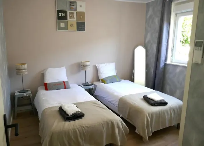 Dhôtes Familiale à Pierre Du Chemin 3* Saint-Pierre-du-Chemin